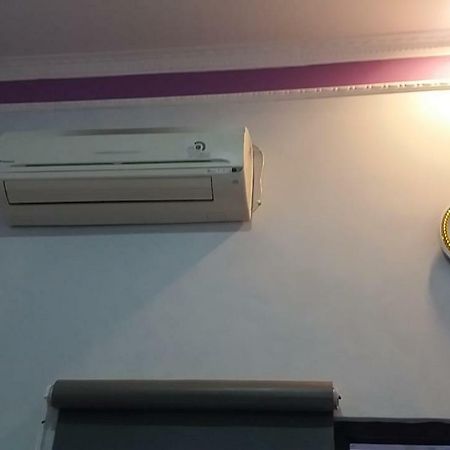 Homestay Dan Kost 78 جيبارا المظهر الخارجي الصورة